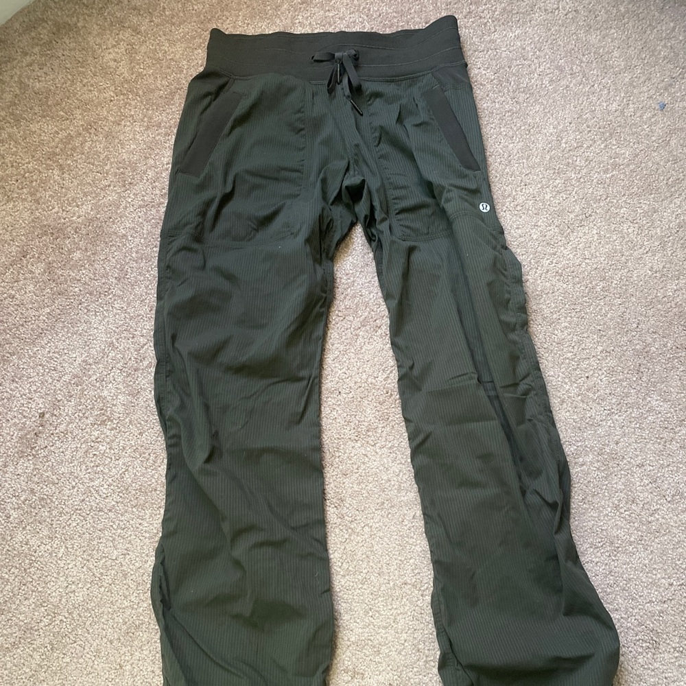 NEVER WORN LULULEMON Dance Studio Full Length Mid Rise Pant